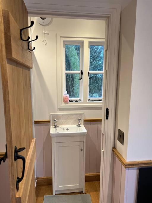 Tranquil Spot Shepherds Hut Cinderford Eksteriør bilde